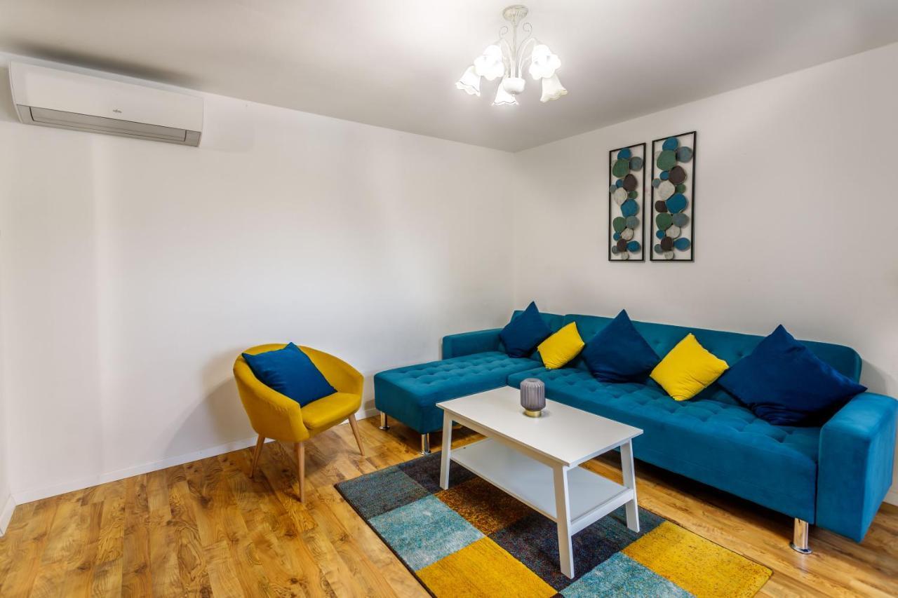 Вилла Casa Di Oliva-House With Heated Pool & Jacuzzi In Trilj, Croatia Экстерьер фото