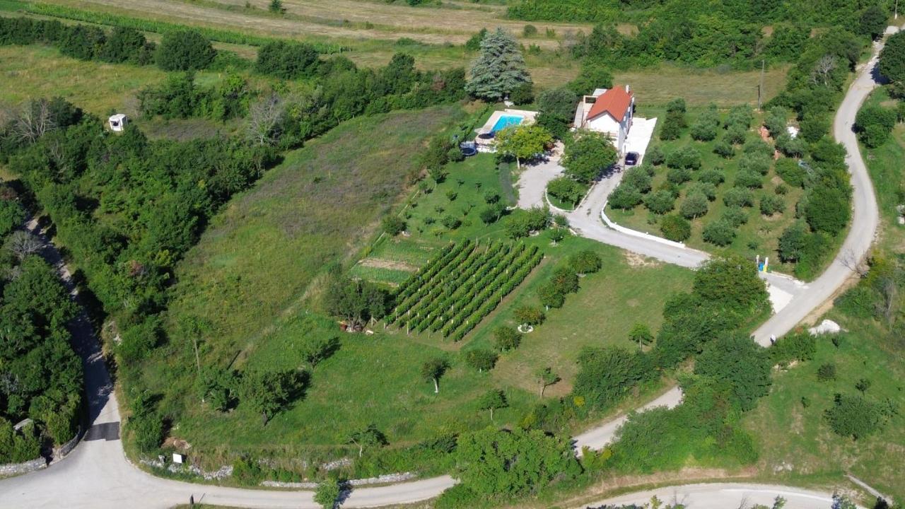 Вилла Casa Di Oliva-House With Heated Pool & Jacuzzi In Trilj, Croatia Экстерьер фото